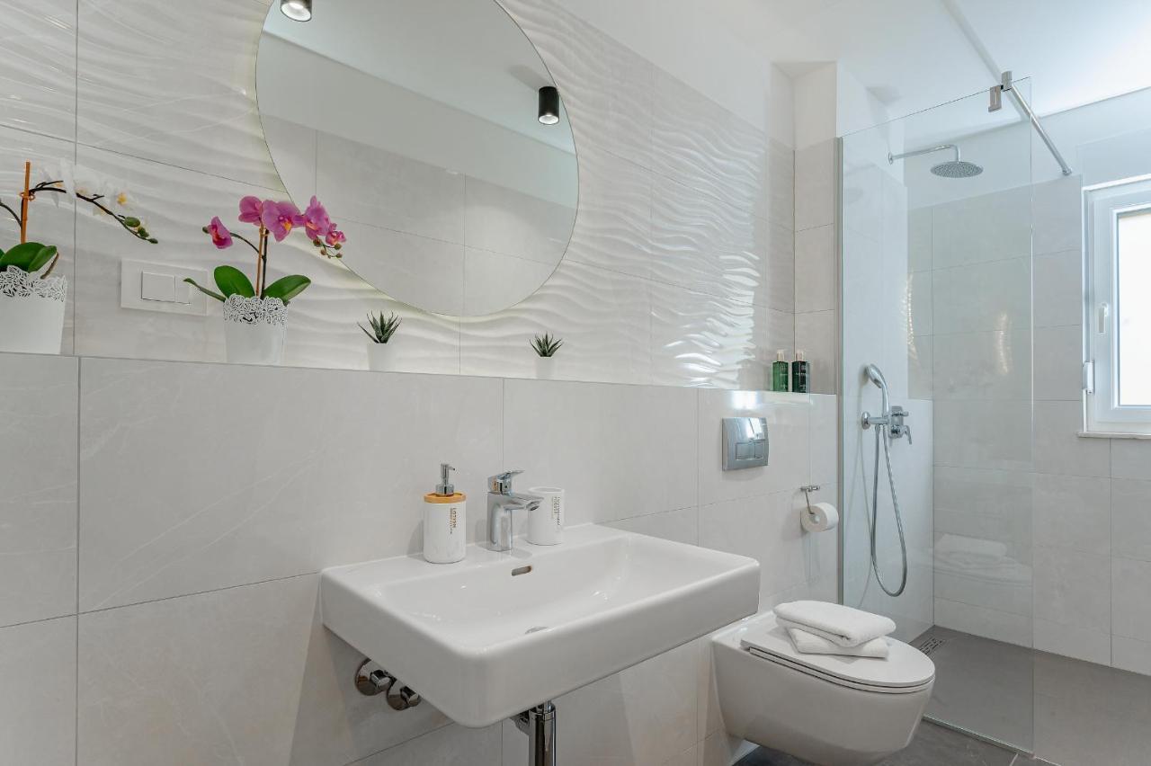 Seven Seas Residence Спліт Екстер'єр фото